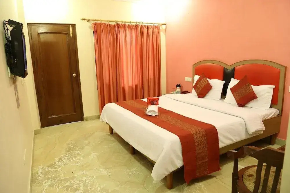 Hotel G K President