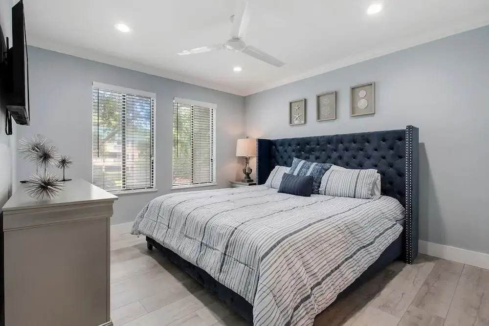 J's Beachtime - 3 Pools, Tennis, Playground 2 Bedroom Condo