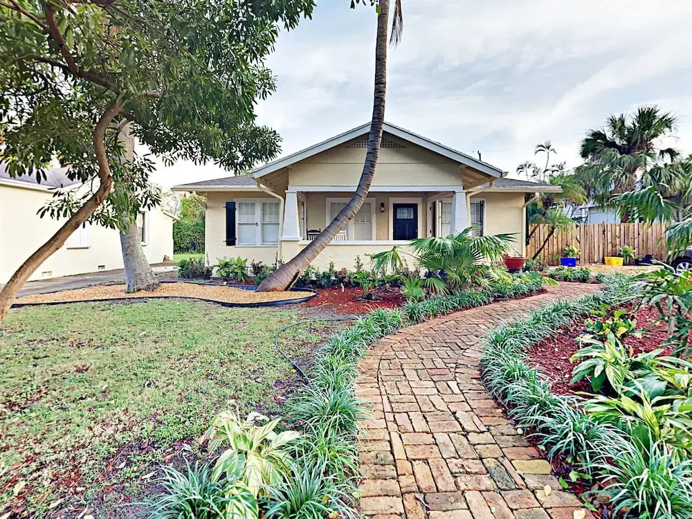 729 Penn Street Home