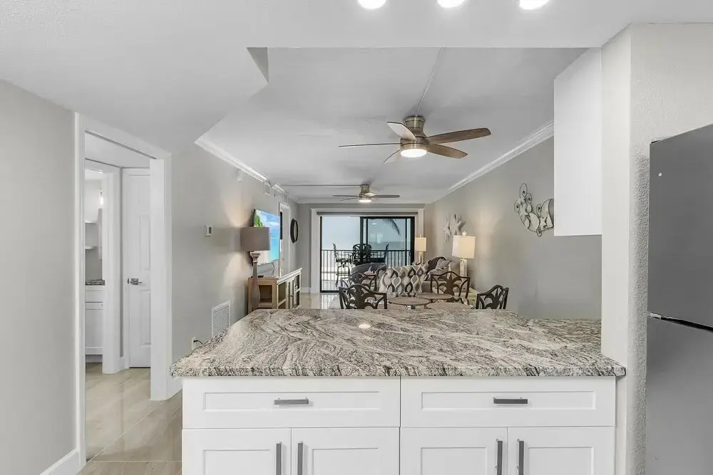 Seaside 108: Oceanview 2br/2ba Condo With Pool, Steps To Beach 2 Bedroom Condo