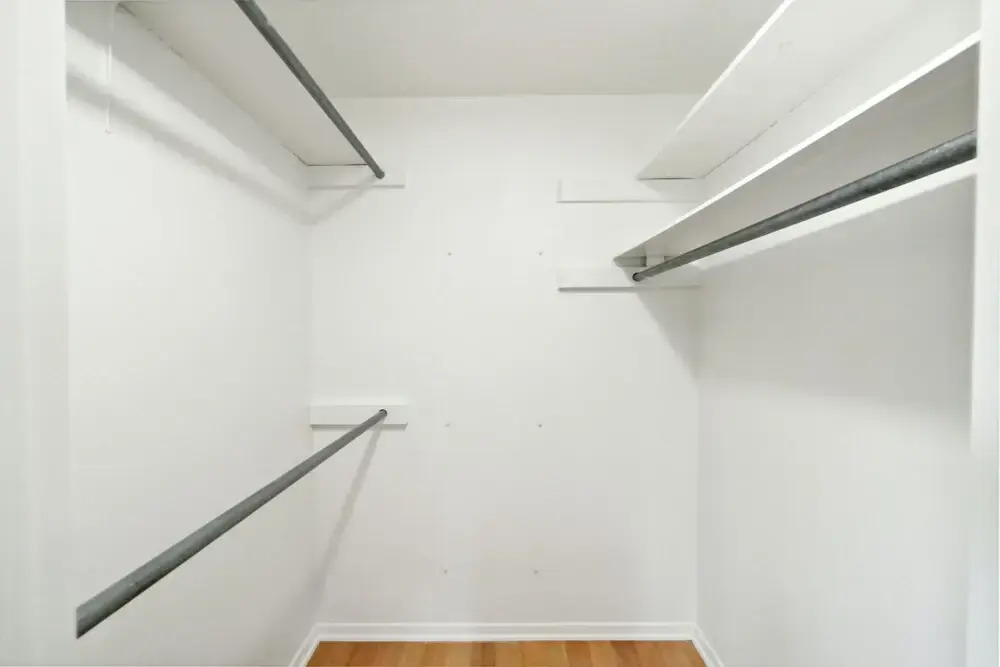 Quiet 4 Bedroom Home Located off Sola