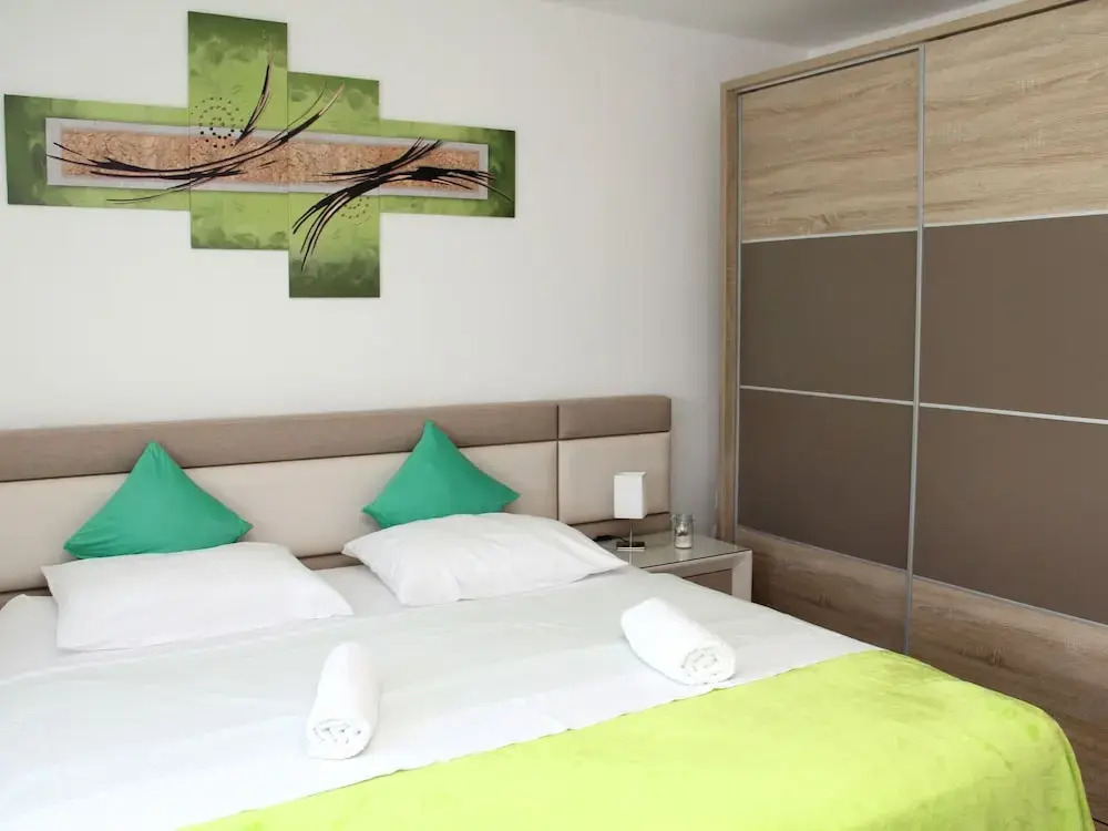Apartment in Grebastica Near the Sea