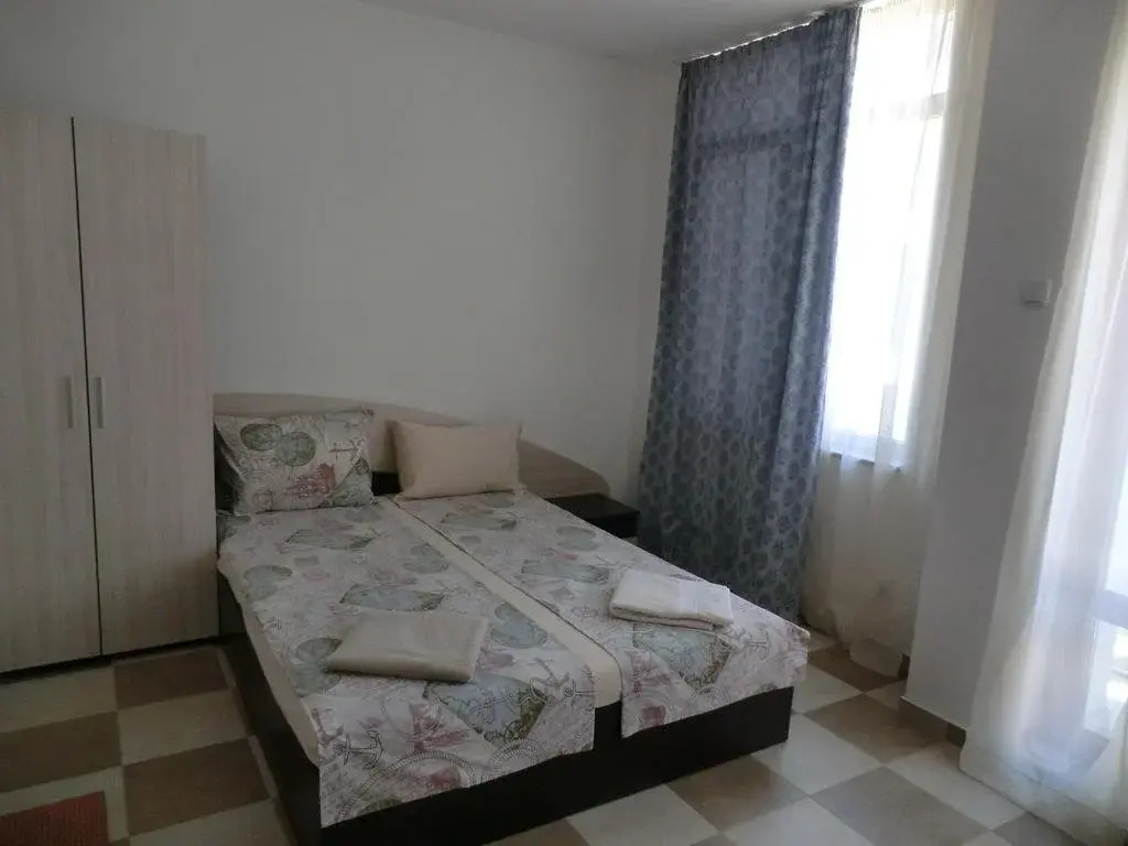 Guest House Petrovi