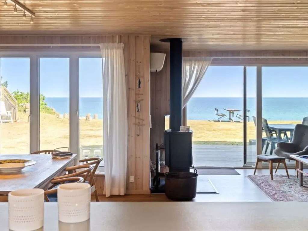 "Taimi" - 40m from the sea in Sealand