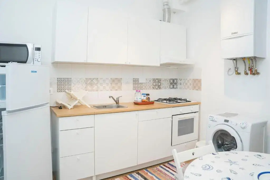 057 - Casa Portobello, Centrale a 50 metri dal mare