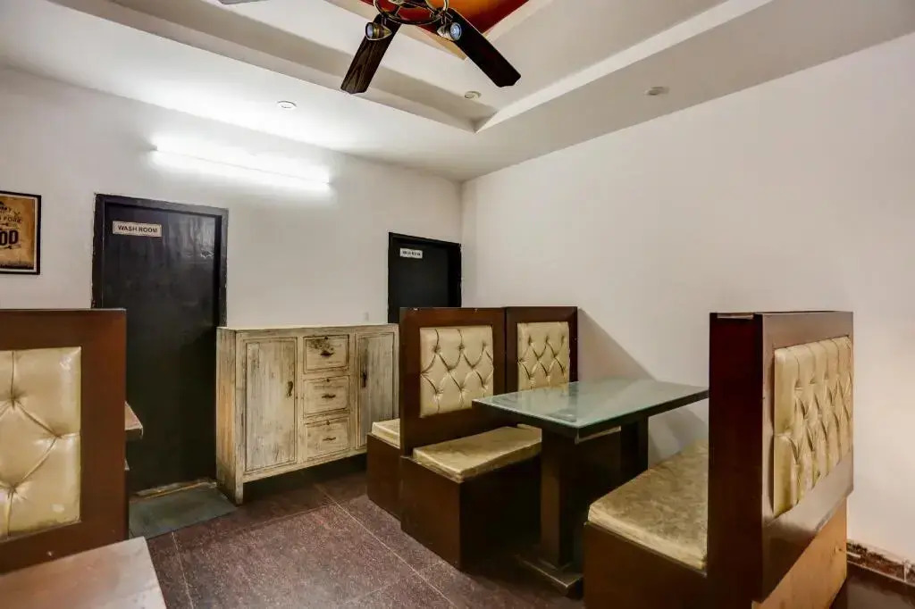 Parth Residency by OYO Rooms