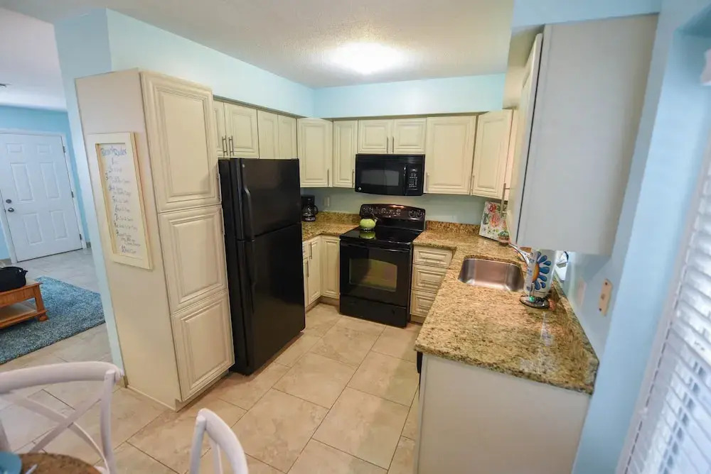 Southern Breeze 1 Apartment 2