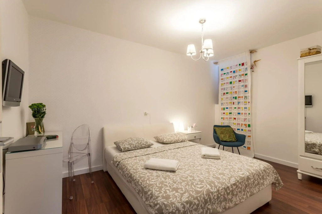 Dalmatian with pool and garden only yours 230m2 for 1-4 people 15 min from the old town of Split