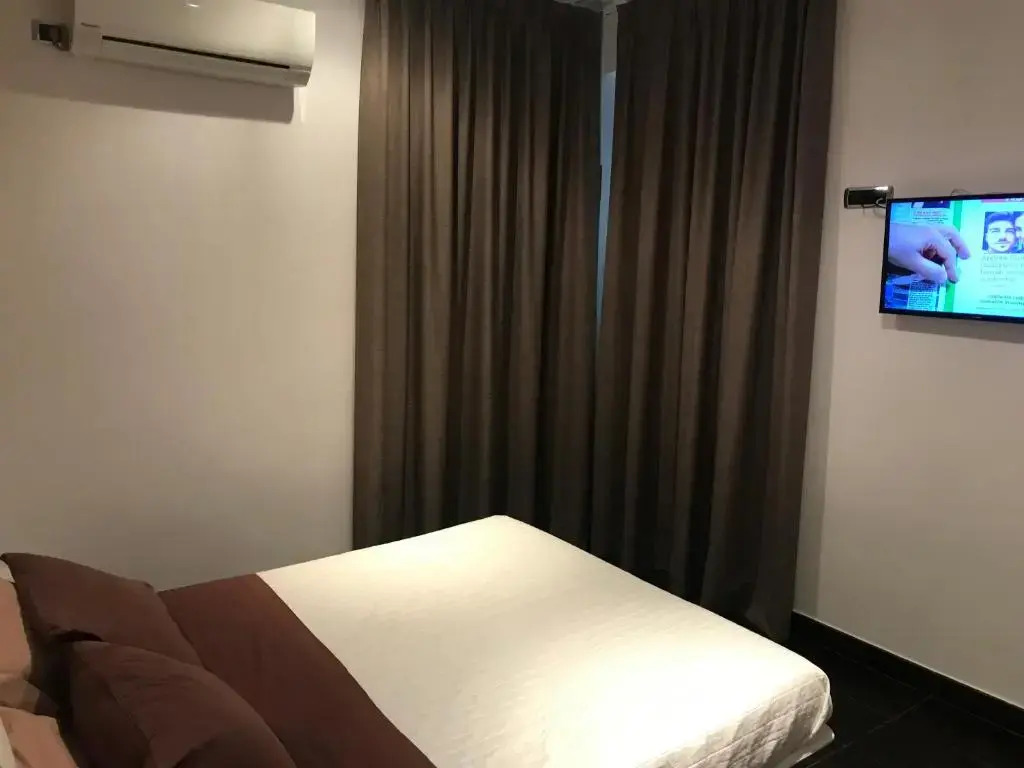 Impero 6 (Adults Only)