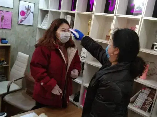 Yiyi Sentiment Apartment Hotel