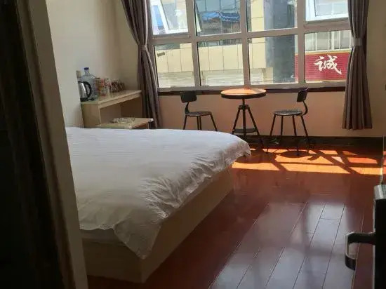 Jikang Hotel, Feixian