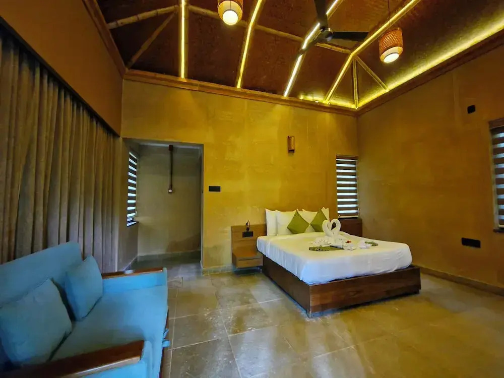 Klov Resort & Spa