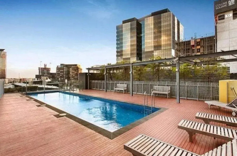 Mccrae At Docklands