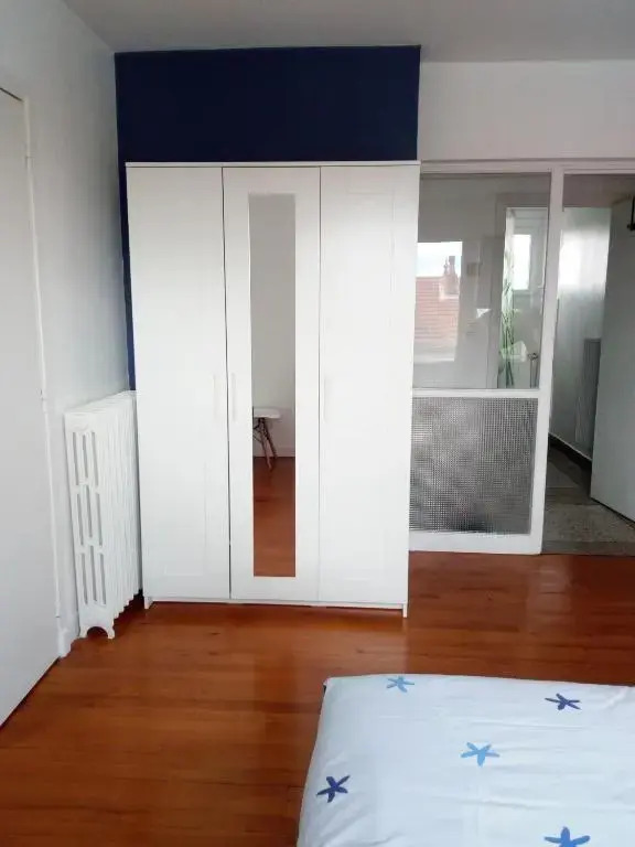 Charmant F2 avec vue, proche centre
