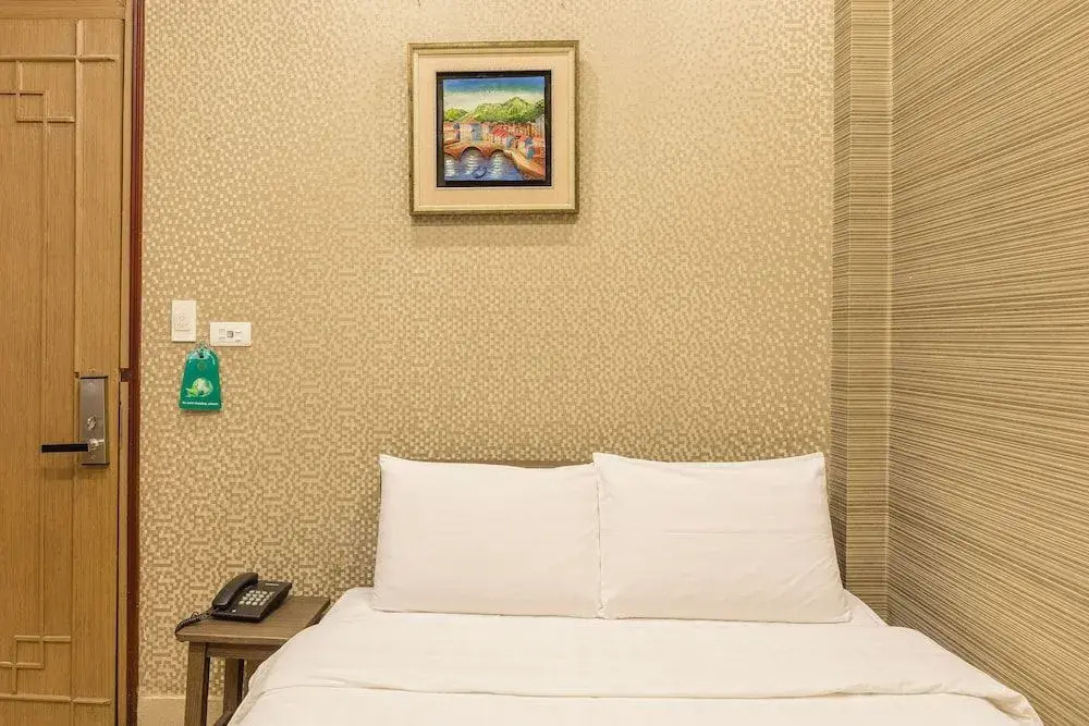 Manmo Ha Noi Business Hotel