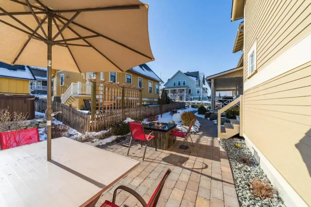 Cabernet Cottage & Carriage House #8CH