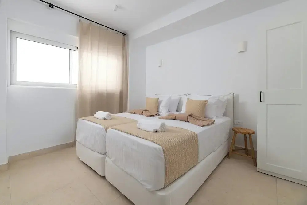 Sealove Villa - Luxury Pool - Up to 21 Guests