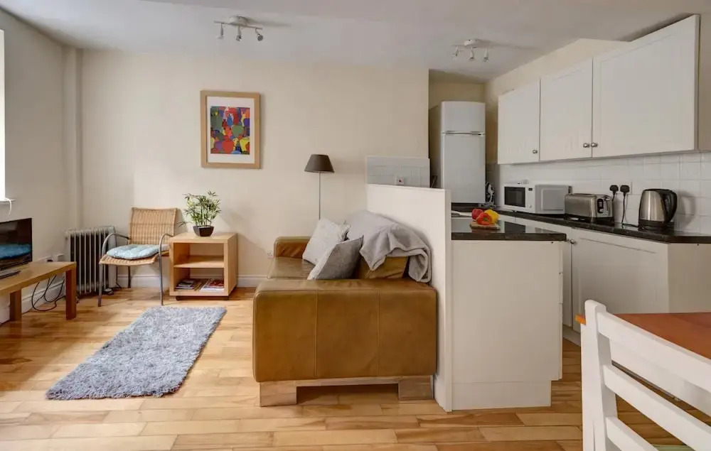 The Shop Cotswold Apartment Sleeps 2