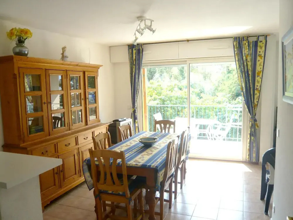 Apartment With 2 Bedrooms in Grimaud, With Shared Pool, Enclosed Garden and Wifi - 500 m From the Beach