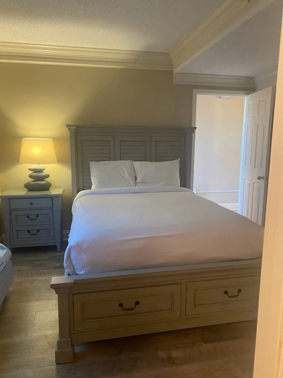 Smoky Mountains 304 2BD Condo with Private Balcony and Fireplace by RedAwning