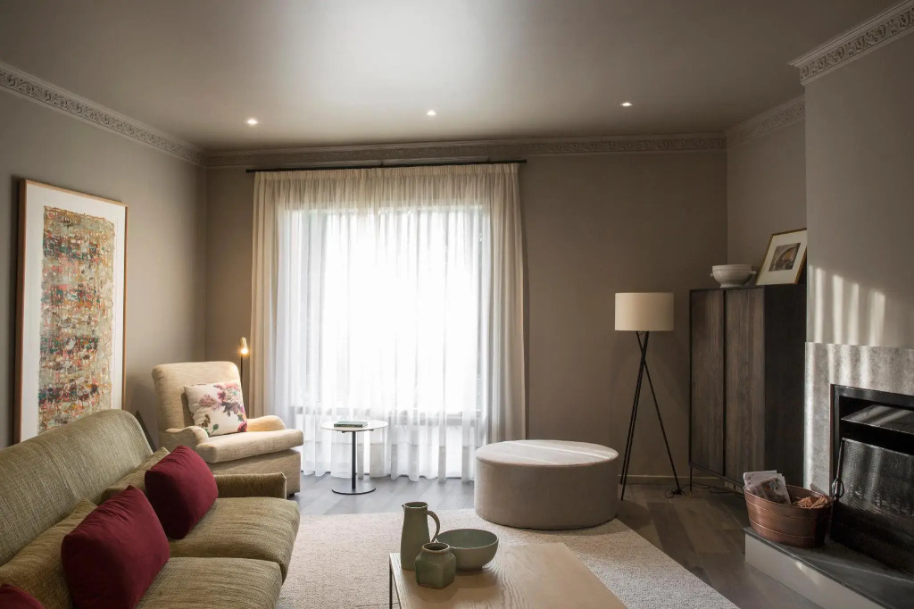 Lancemore Lindenderry Red Hill