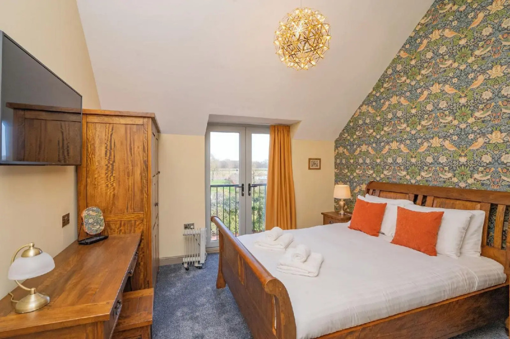 The Angel Inn Hotel