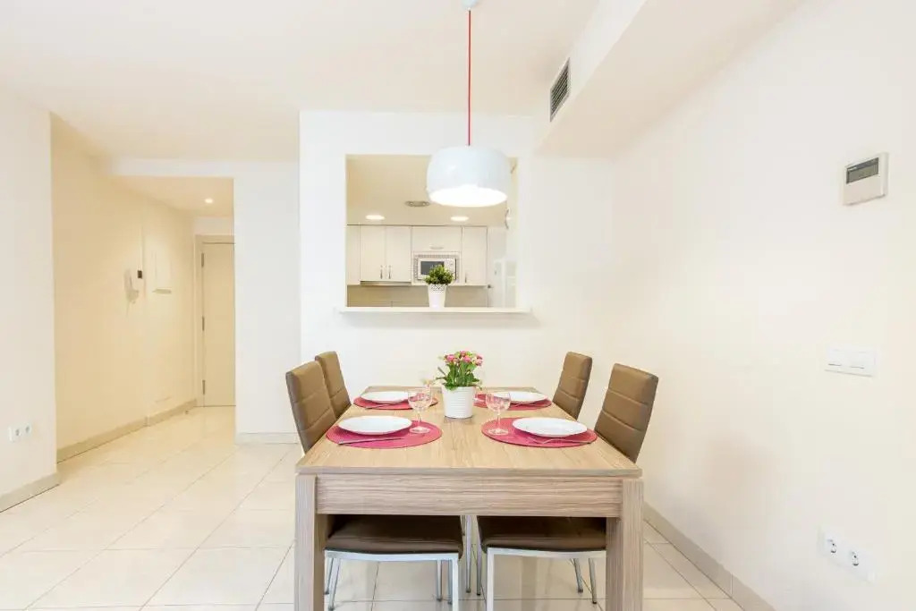 Apart-rent Apartamento Francesc Macia 1B