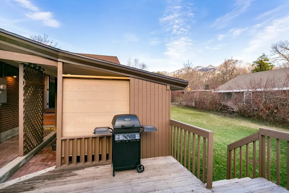 2436 East Evergreen Avenue Home 4 Bedrooms 3 Bathrooms Home