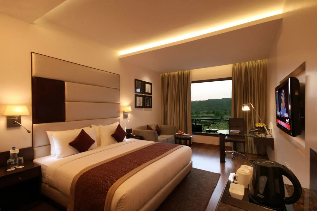 Golden Tulip Chandigarh, Panchkula