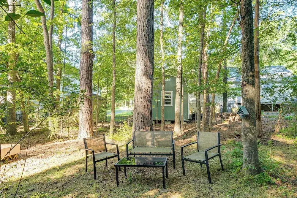 Carrboro Quaint! 2 Mi to Heart of Chapel Hill!
