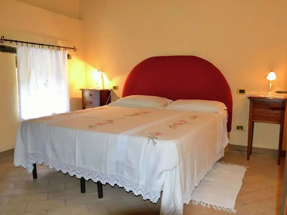 Holiday Home in Tuscany With Pool & Views