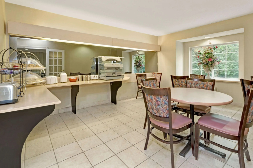Microtel Inn & Suites by Wyndham Florence/Cincinnati Airport