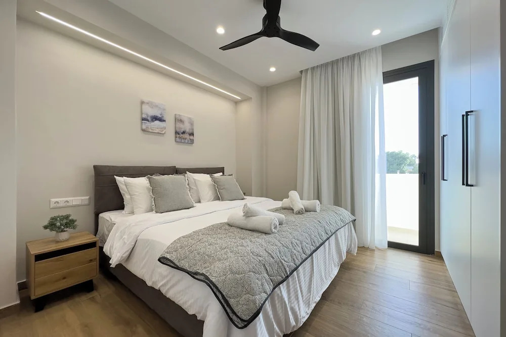 Riviera Escape Penthouse Suites