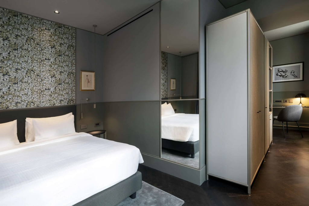 Отель Radisson Collection, Roma Antica