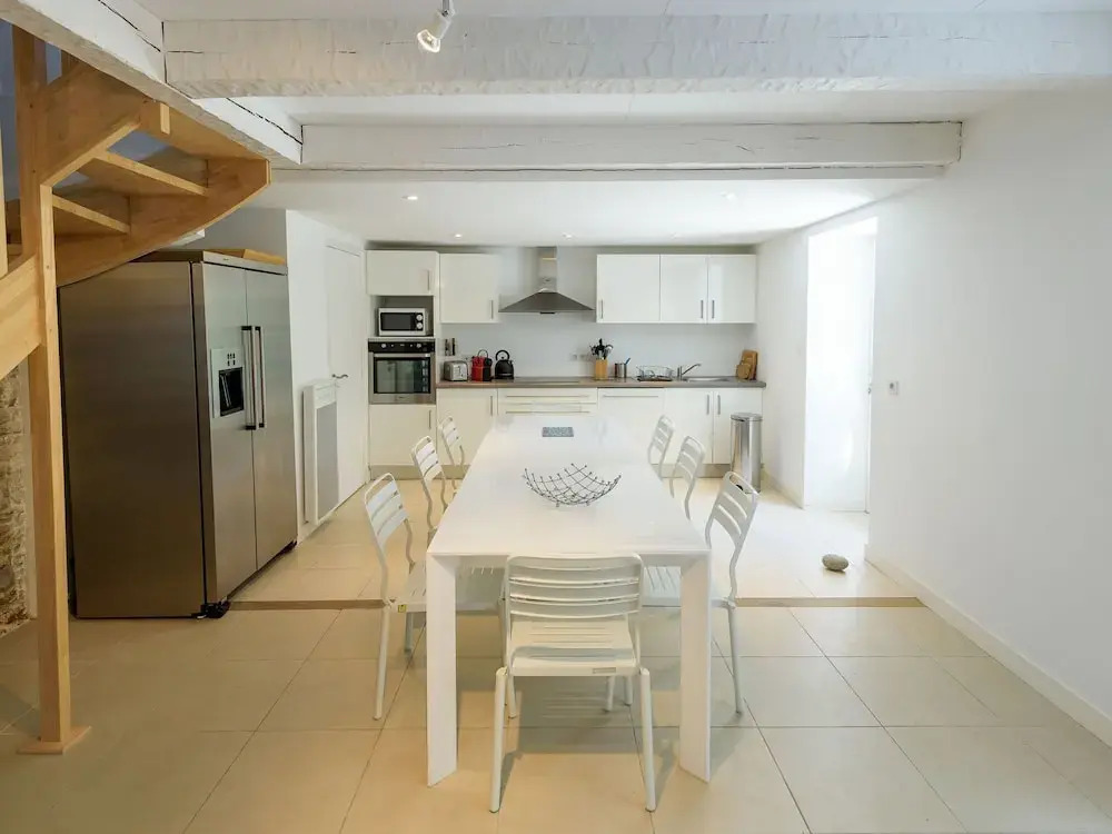 Beautiful Breton villa with private pool and large garden, 6 km from the coast