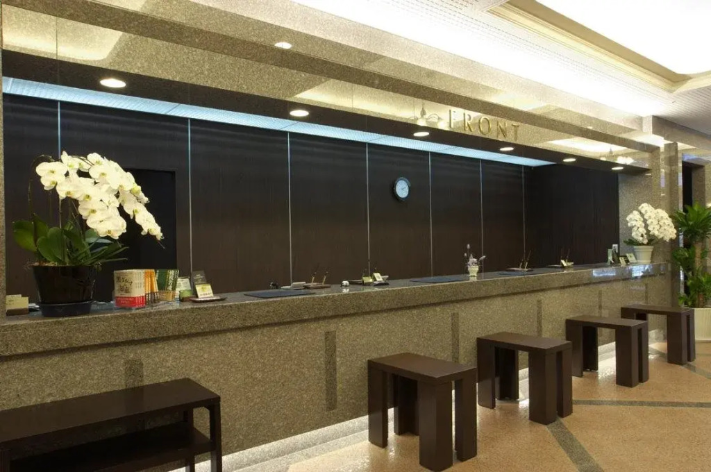 Hotel Route-Inn Sapporo Shiroishi