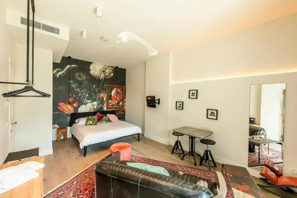 BareFoodGIULIA - Inspiration Hotel