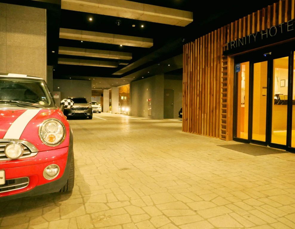 TRT Hotel