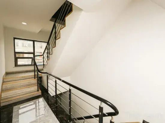 fanghua Hotel
