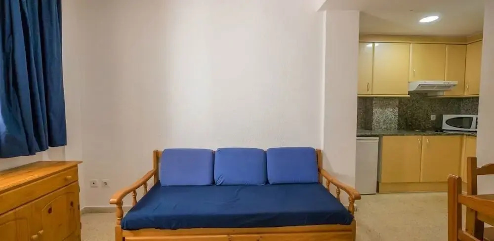 Apartamento familiar con piscina comunitaria