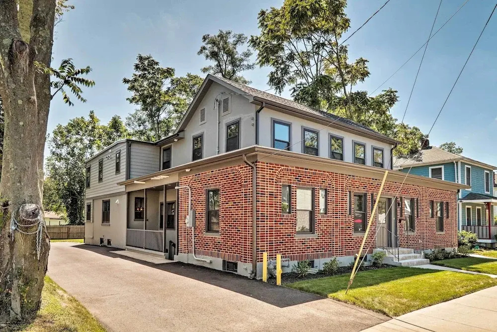 Updated Downtown Red Bank Home 5 Mi to Beach!