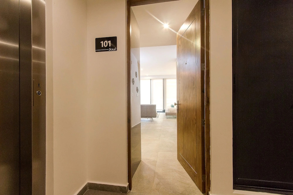 Soul Hometown Apartments by Mikitito Rentals