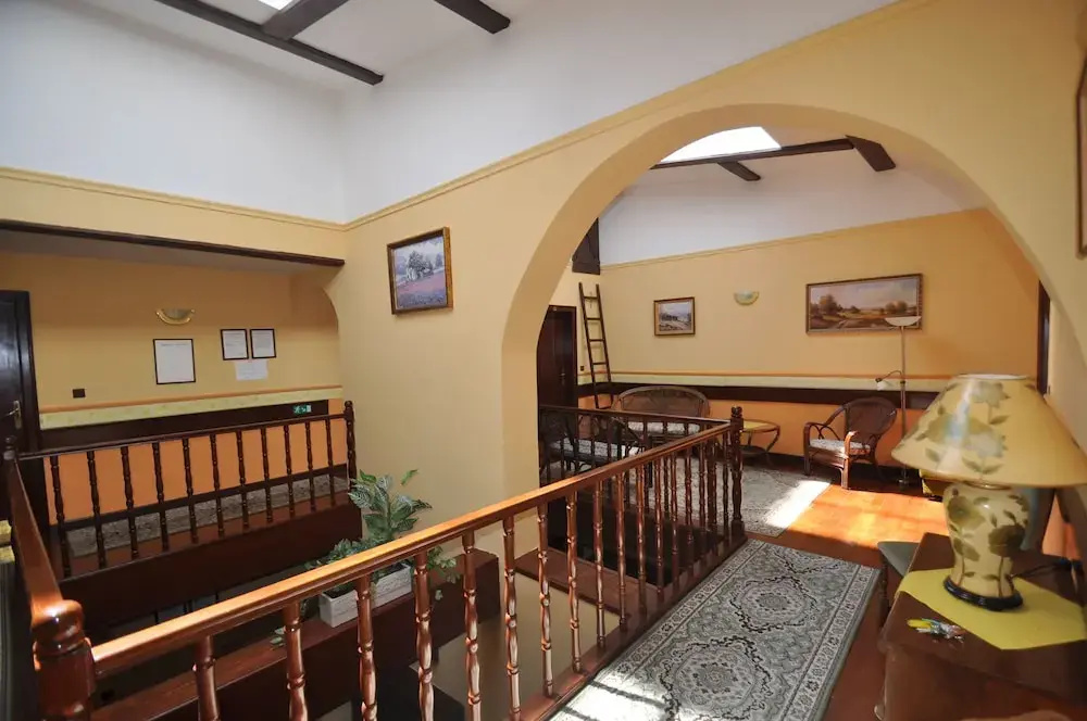 GARNI -Hotel Barbakan