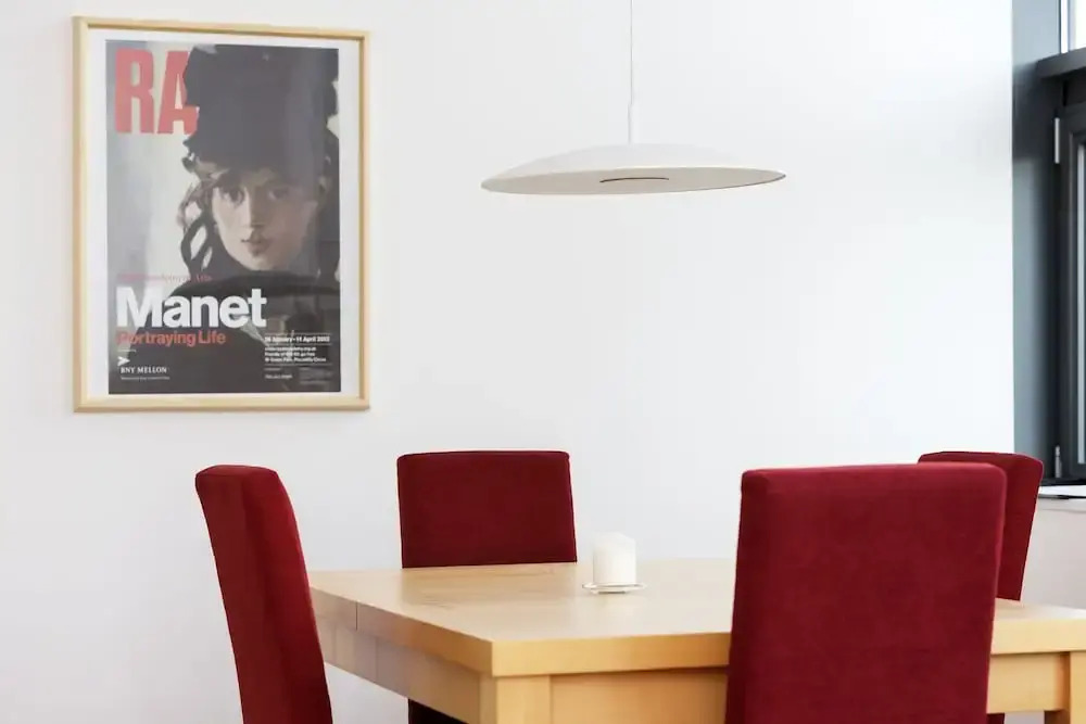 Veeve - Pentonville Pad