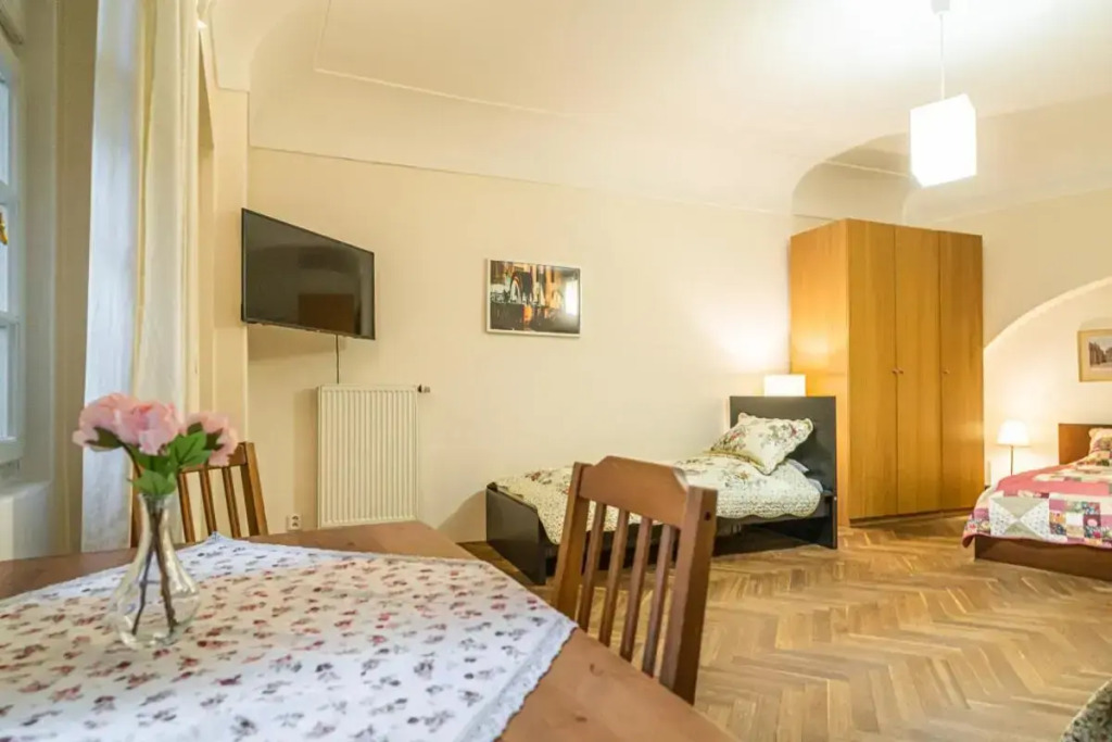 Stylish Studio at Lesser Town, Charles Bridge 3min by walk