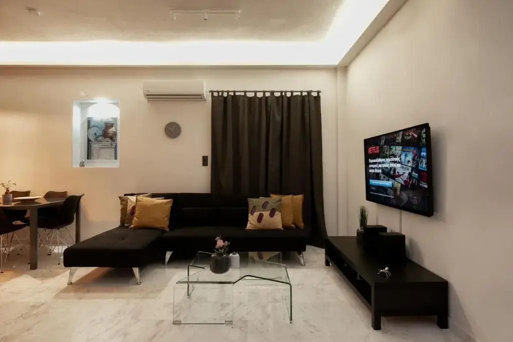 Luxury apartment in Glyfada(near metro station)C82