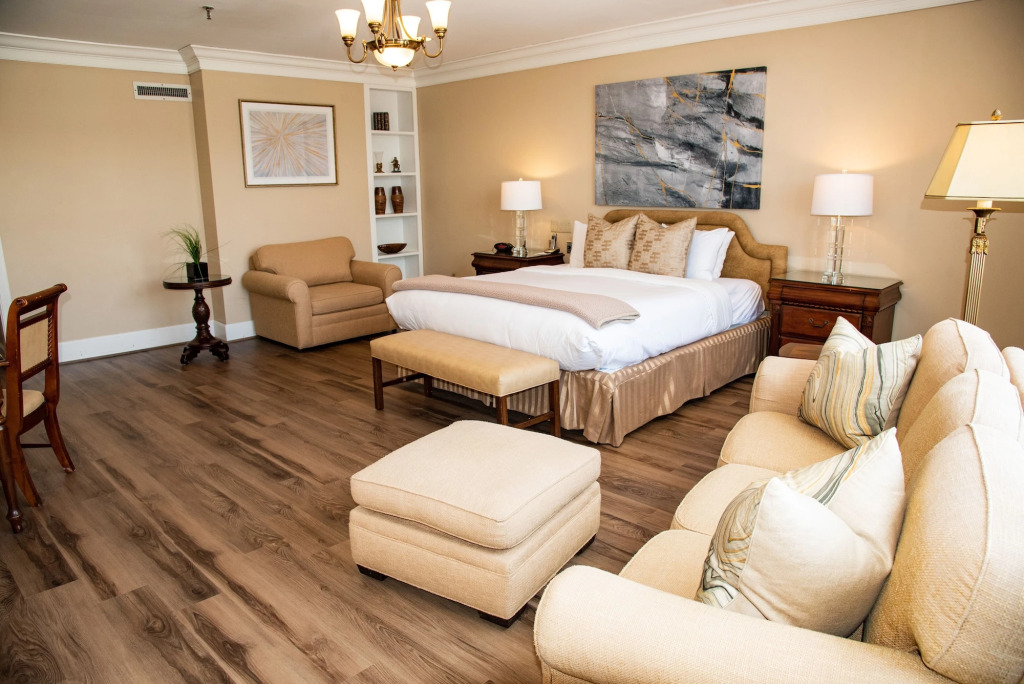 Haywood Park Hotel, an Ascend Collection Hotel