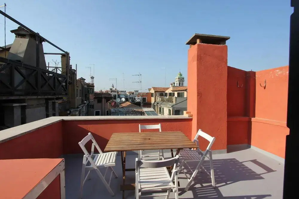 Faville - Rialto Apartments