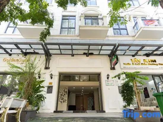 Tphomes Lakeview
