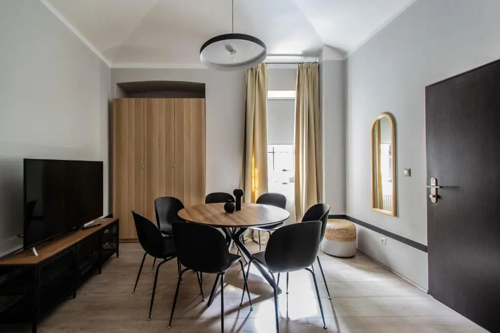 Stylish Apartments close to Eden Garden